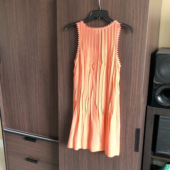 Club Monaco silk dress, light coral, size 00 - Picture 3 of 6